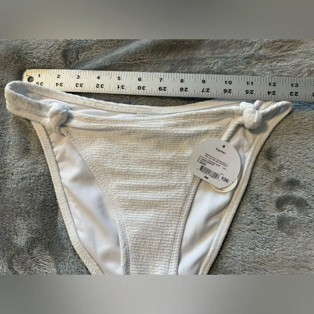 NWT White Bikini Bottom Size Small Medium